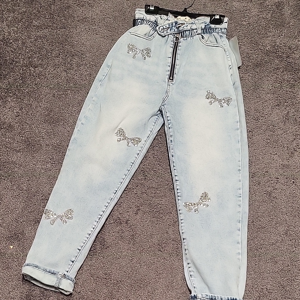 Light Blue Jeans with Bow Accents
